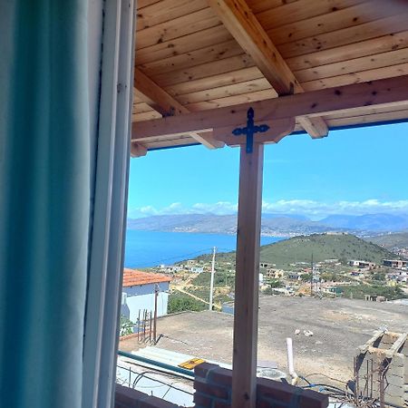 Emiljano Seaview Apartment Ксамил Екстериор снимка