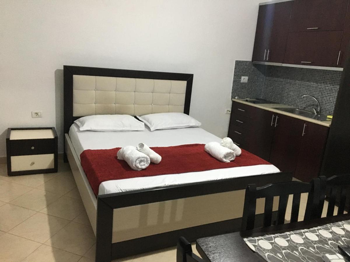 Emiljano Seaview Apartment Ксамил Екстериор снимка